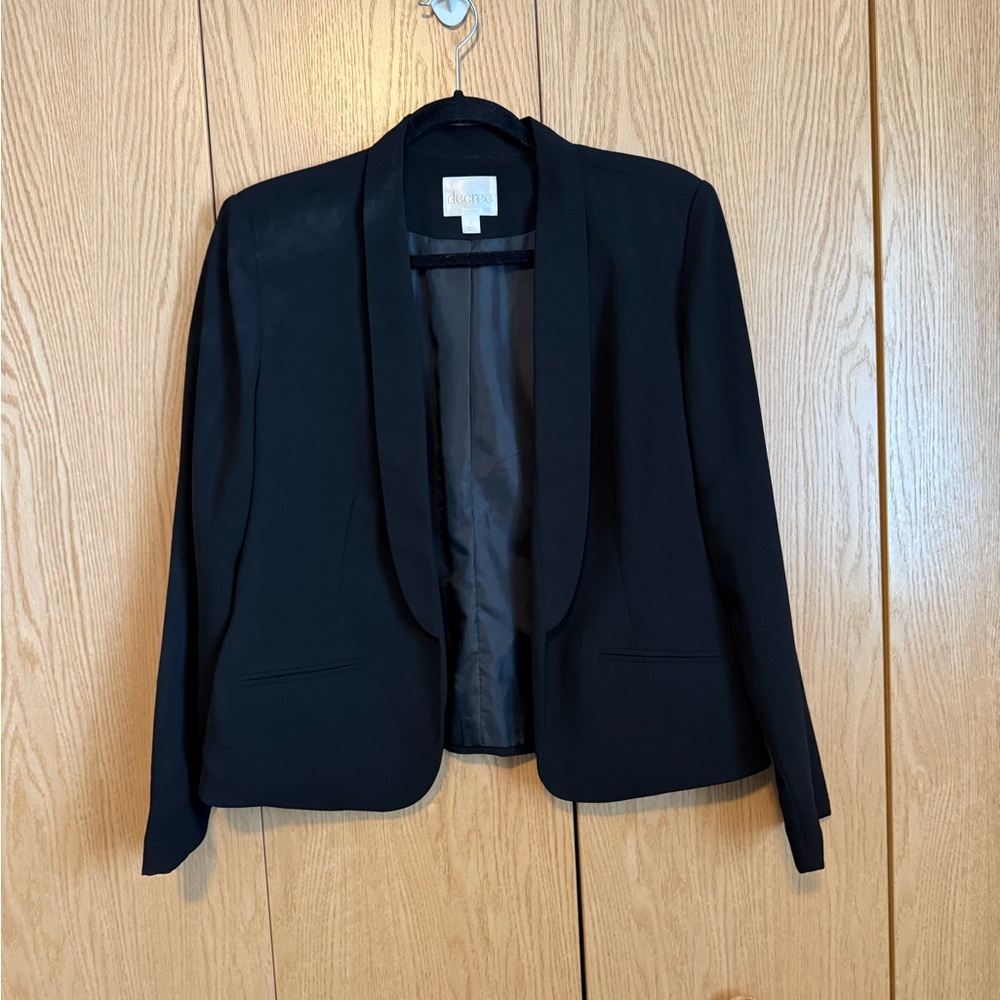 Decree Classic Black Women's Blazer